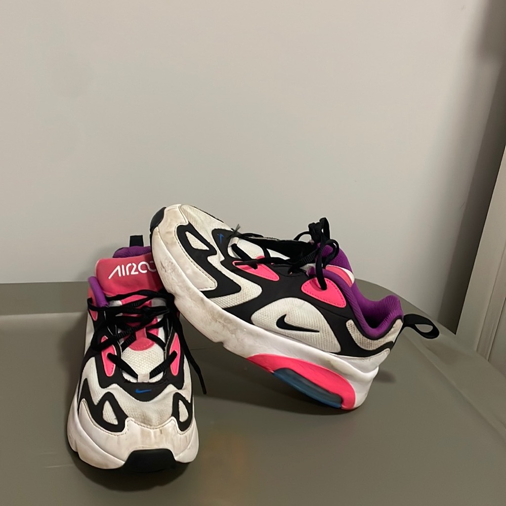 Girls Nike shoes